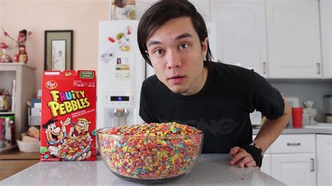 May 28, 2015 ... Competitive eaters like Matt Stonie, Furious Pete etc. DON'T eat in excess everyday. They lead quite normal lives otherwise.